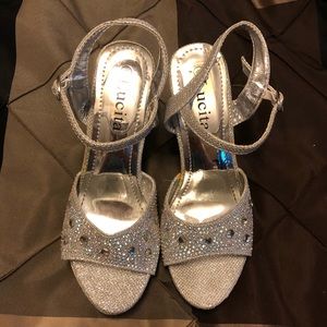 Silver Wedges